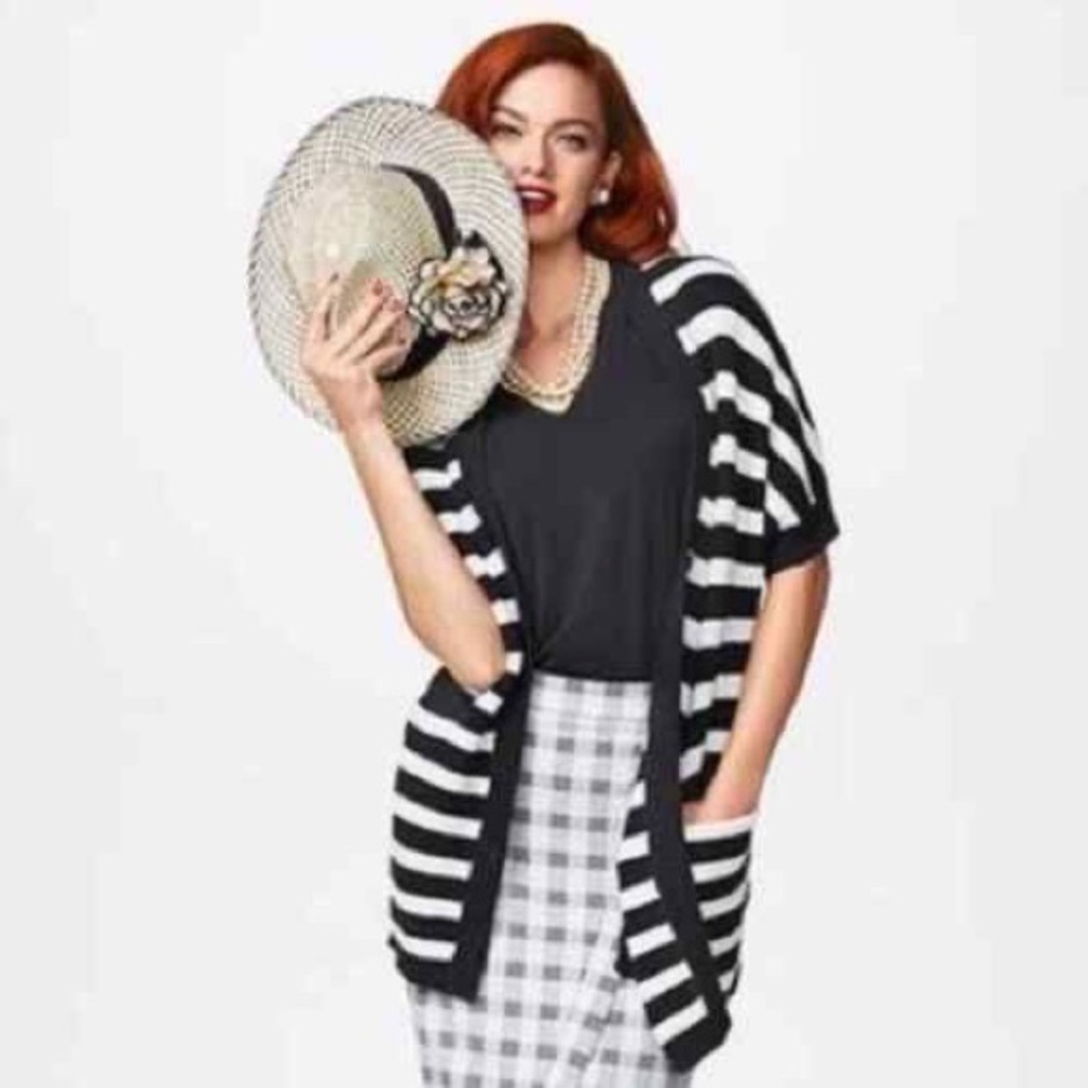 Black and white striped CAbi jacket. Size medium.